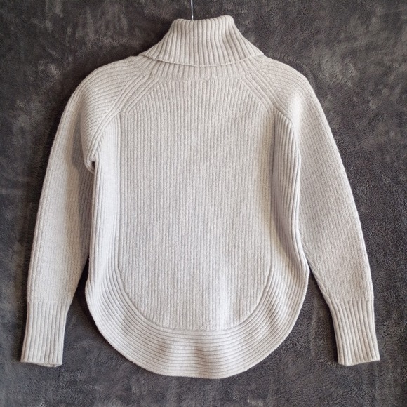 Aritzia Wilfred Free Asianna 100%‎ Merino Wool Sweater XS Light Grey - Picture 7 of 7